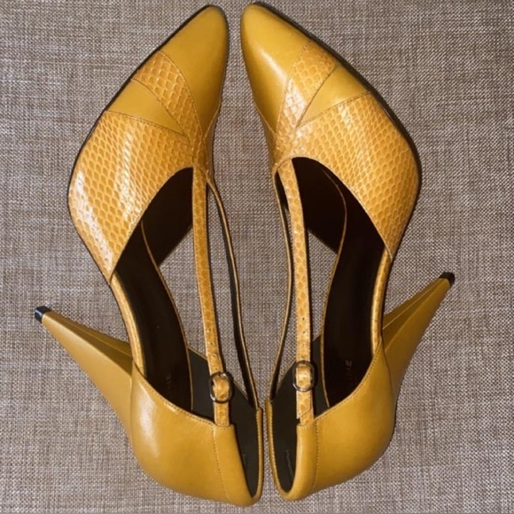 Celine yellow (Mustard) pumps embossed Leather with snakeskin trim, Sz 11.5, NWT - Picture 3 of 8